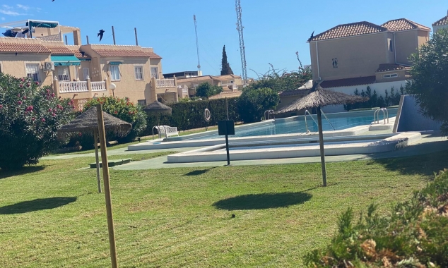 Propriété à vendre - Bungalow for sale - Torrevieja - El Chaparral