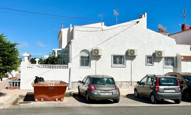 Property for sale - Bungalow for sale - Torrevieja - La Siesta