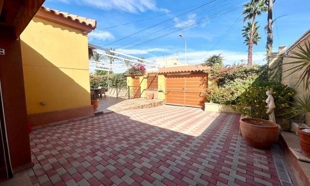 Propriété à vendre - Villa for sale - Torrevieja - El Chaparral