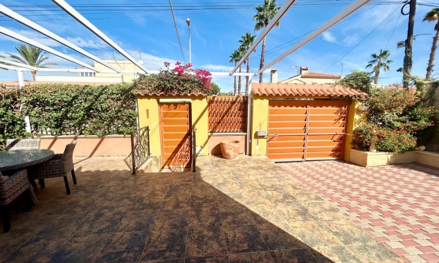 Propriété à vendre - Villa for sale - Torrevieja - El Chaparral