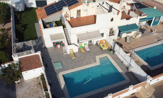 Property for sale - Villa for sale - Torrevieja - La Torreta Florida