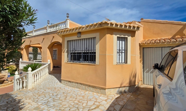 Propriété à vendre - Villa à vendre - Torrevieja - El Chaparral
