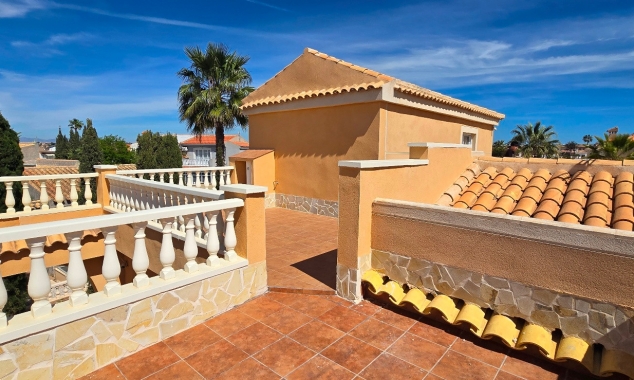 Propriété à vendre - Villa à vendre - Torrevieja - El Chaparral