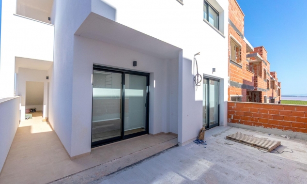 New Property for sale - Bungalow for sale - Torrevieja - Los Balcones