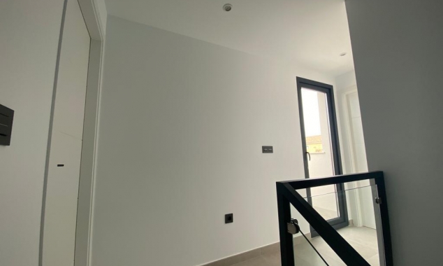 New Property for sale - Villa for sale - Los Alcazares - La Concha