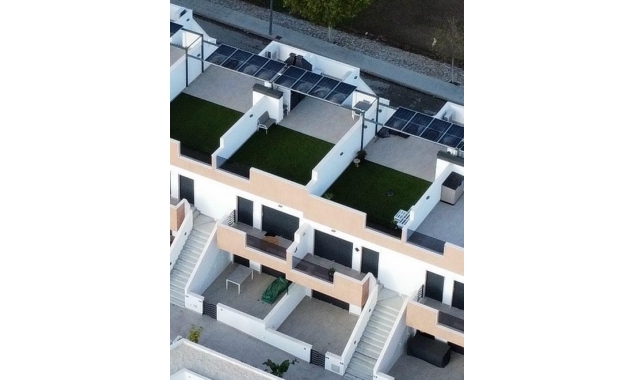 New Property for sale - Bungalow for sale - Pilar de la Horadada - pueblo