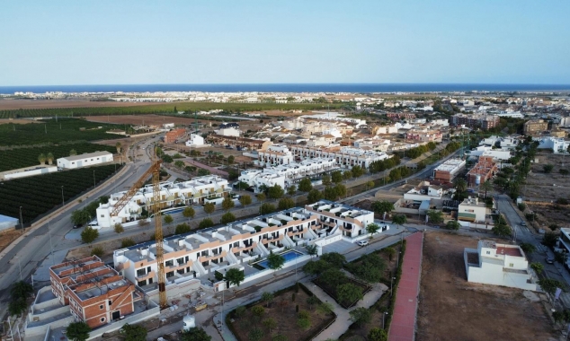 New Property for sale - Bungalow for sale - Pilar de la Horadada - pueblo