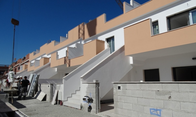 New Property for sale - Bungalow for sale - Pilar de la Horadada - pueblo