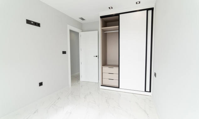 Nueva propiedad en venta - Villa en venta - Orihuela Costa - Punta Prima