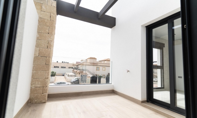 Nueva propiedad en venta - Villa en venta - Orihuela Costa - Punta Prima