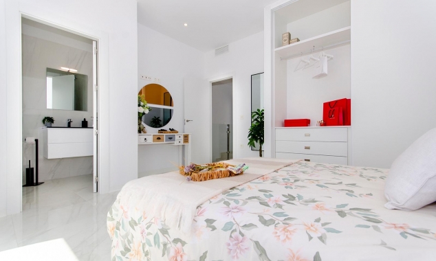 New Property for sale - Villa for sale - Orihuela - Vistabella Golf