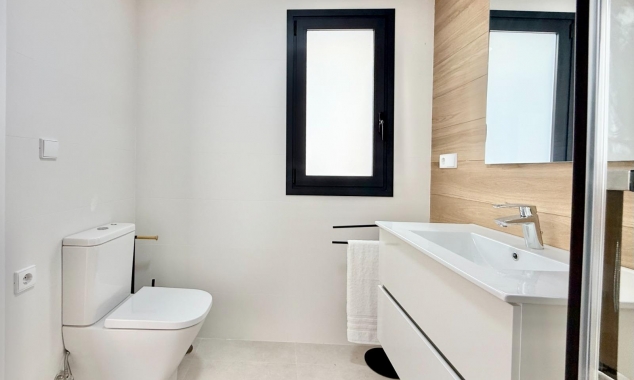 Propriété neuve à vendre - Maison de ville à vendre - Cox - Sin Zona