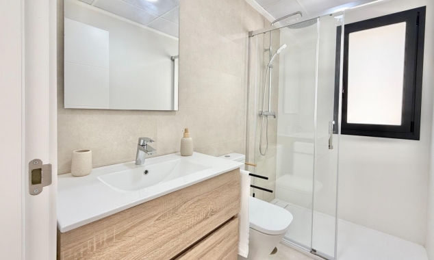 Propriété neuve à vendre - Maison de ville à vendre - Cox - Sin Zona