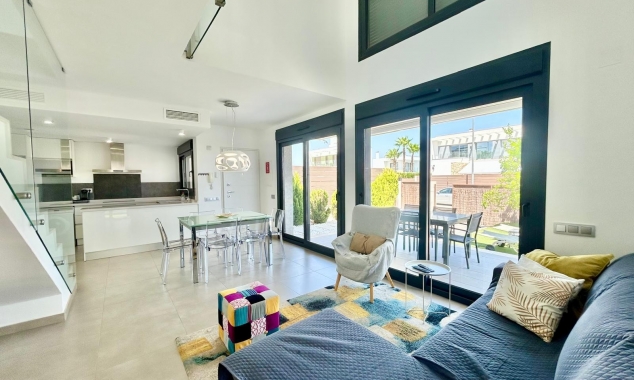 Property for sale - Villa for sale - Orihuela - Vistabella Golf