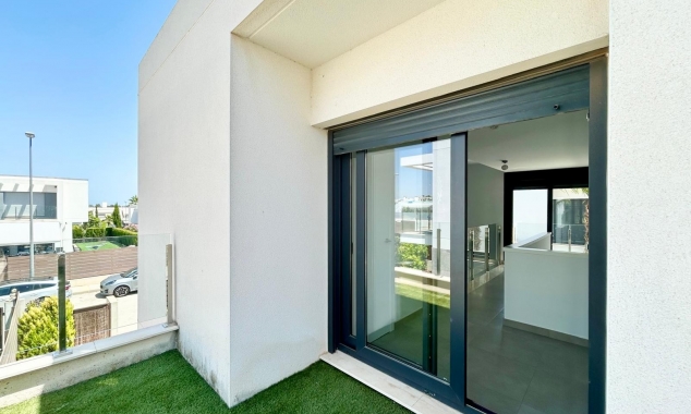 Property for sale - Villa for sale - Orihuela - Vistabella Golf