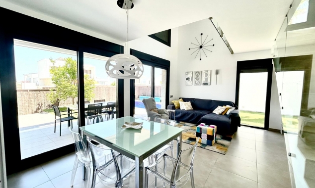 Property for sale - Villa for sale - Orihuela - Vistabella Golf