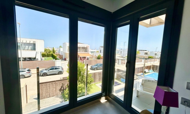 Property for sale - Villa for sale - Orihuela - Vistabella Golf