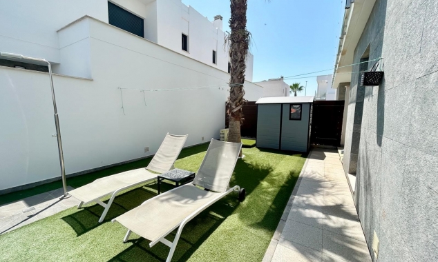 Property for sale - Villa for sale - Orihuela - Vistabella Golf