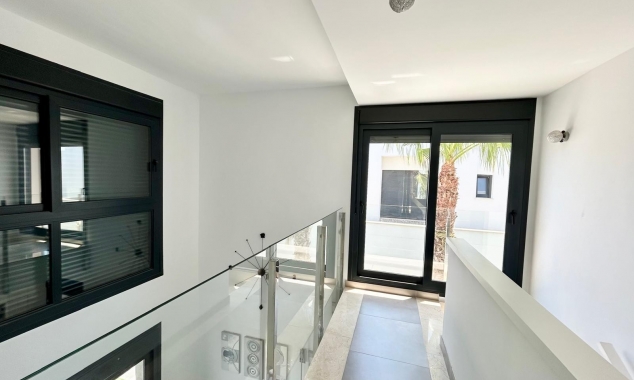 Property for sale - Villa for sale - Orihuela - Vistabella Golf