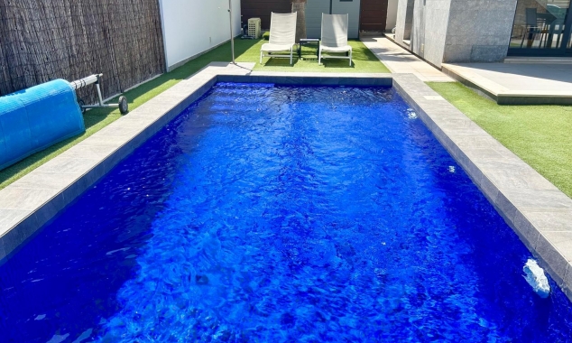 Property for sale - Villa for sale - Orihuela - Vistabella Golf