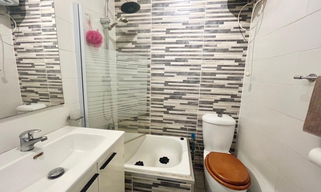 Property for sale - Bungalow for sale - Torrevieja - El Limonar