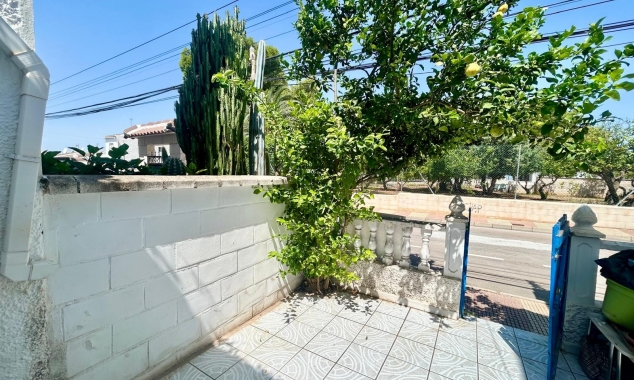 Property for sale - Bungalow for sale - Torrevieja - El Limonar