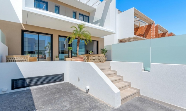 Nueva propiedad en venta - Casa adosada en venta - Dolores