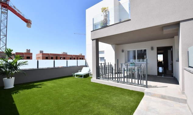 New Property for sale - Bungalow for sale - San Miguel de Salinas - La Cañada