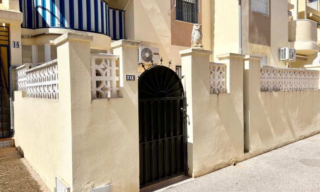 Property for sale - Bungalow for sale - Torrevieja - El Chaparral