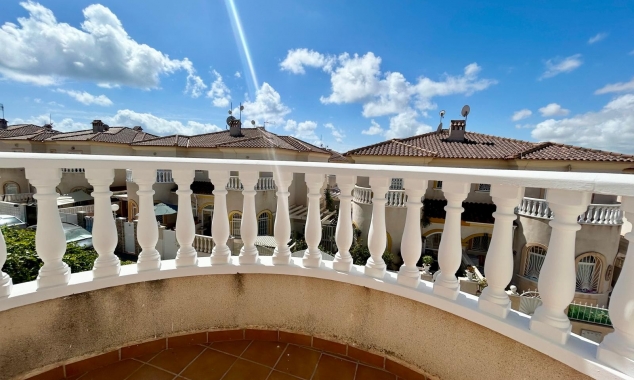 Eigendom verkocht - Rijtjeshuis te koop - Torrevieja - Aguas Nuevas