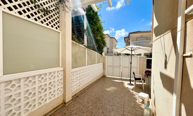 Eigendom verkocht - Rijtjeshuis te koop - Torrevieja - Aguas Nuevas