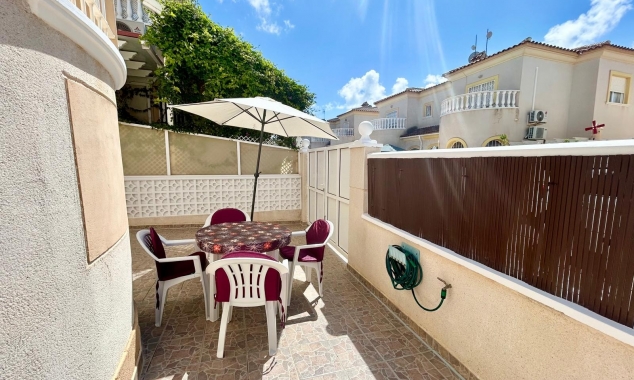 Eigendom verkocht - Rijtjeshuis te koop - Torrevieja - Aguas Nuevas