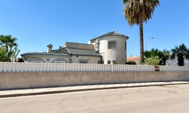 Property Sold - Villa for sale - Torrevieja - San Luis