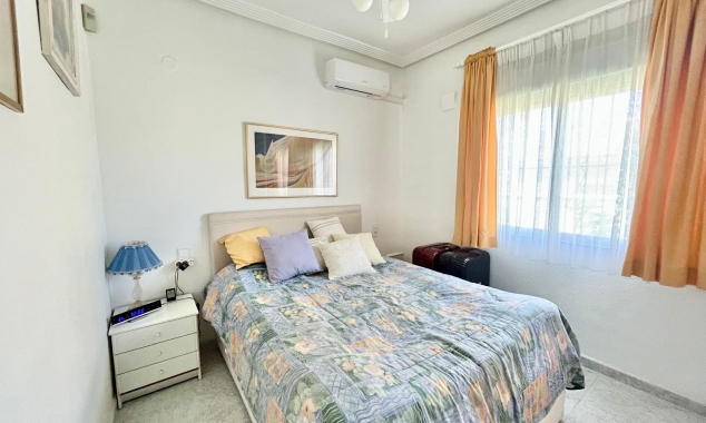 Propriété à vendre - Villa à vendre - Torrevieja - La Siesta