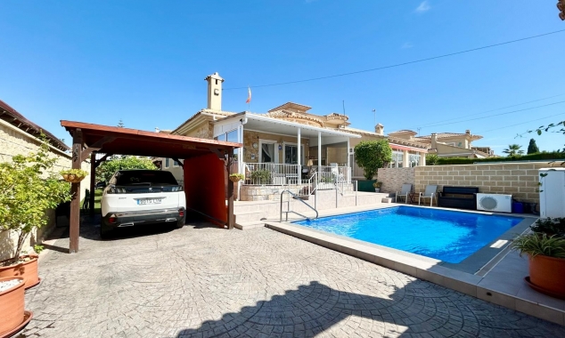Propriété à vendre - Villa à vendre - Torrevieja - La Siesta