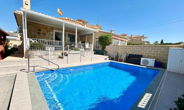 Propriété à vendre - Villa à vendre - Torrevieja - La Siesta