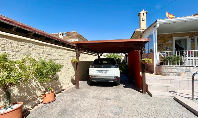 Propriété à vendre - Villa à vendre - Torrevieja - La Siesta