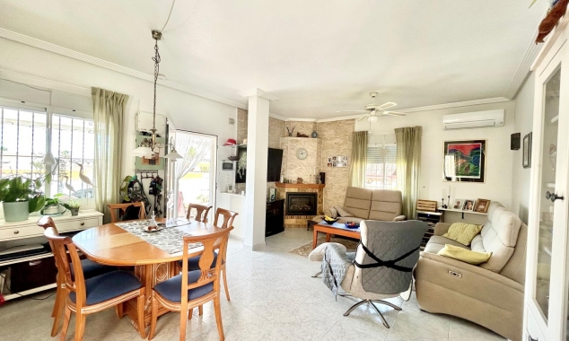 Propriété à vendre - Villa à vendre - Torrevieja - La Siesta