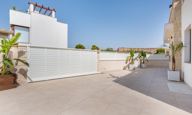 Nueva propiedad en venta - Villa en venta - Vera - Vera Playa