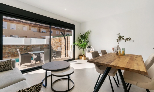 New Property for sale - Villa for sale - San Pedro del Pinatar - Polideportivo