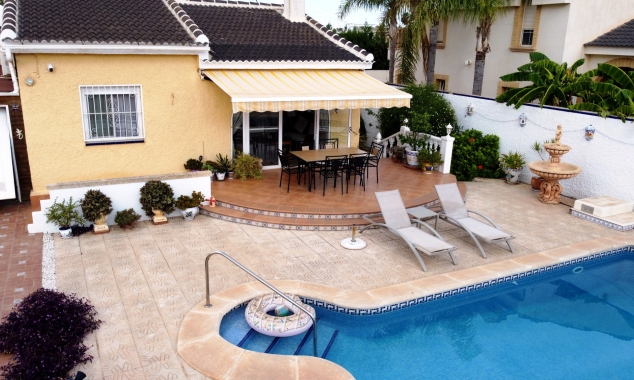 Propriété vendue - Villa à vendre - Torrevieja - La Siesta
