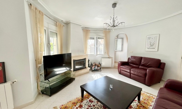 Property for sale - Villa for sale - Torrevieja - San Luis