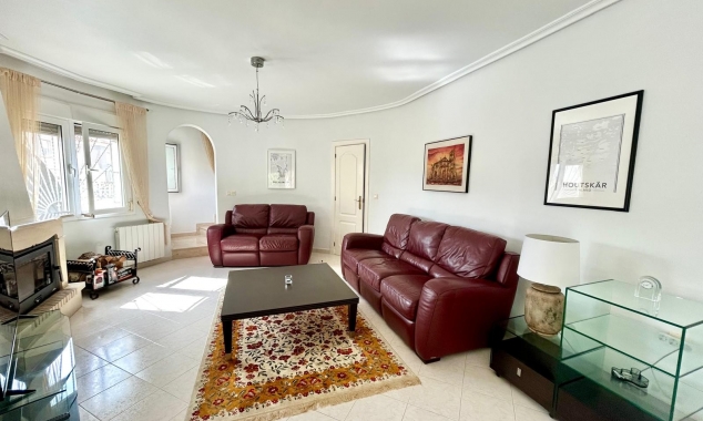 Property for sale - Villa for sale - Torrevieja - San Luis