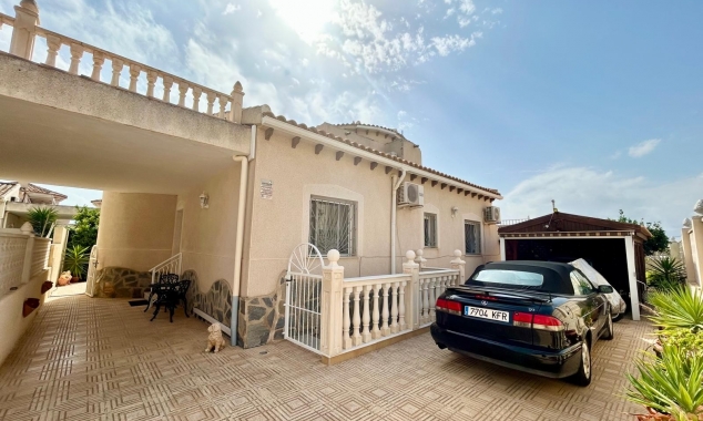 Property for sale - Villa for sale - Torrevieja - San Luis