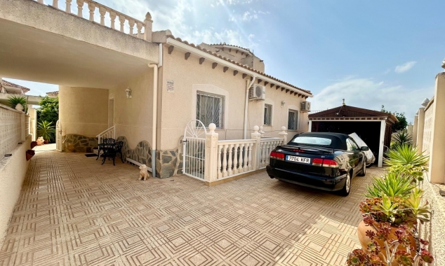 Property for sale - Villa for sale - Torrevieja - San Luis
