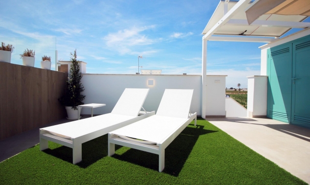 New Property for sale - Bungalow for sale - Pilar de la Horadada - Torre de la Horadada