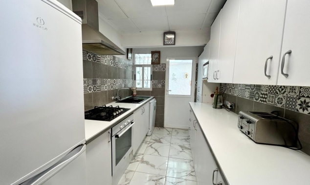 Property for sale - Villa for sale - Torrevieja - La Siesta