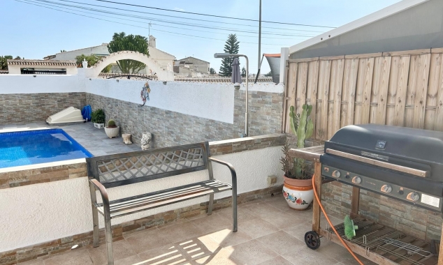 Property for sale - Villa for sale - Torrevieja - La Siesta