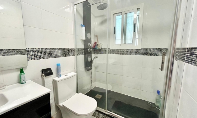 Property for sale - Villa for sale - Torrevieja - La Siesta