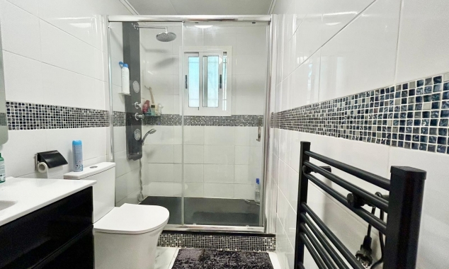 Property for sale - Villa for sale - Torrevieja - La Siesta